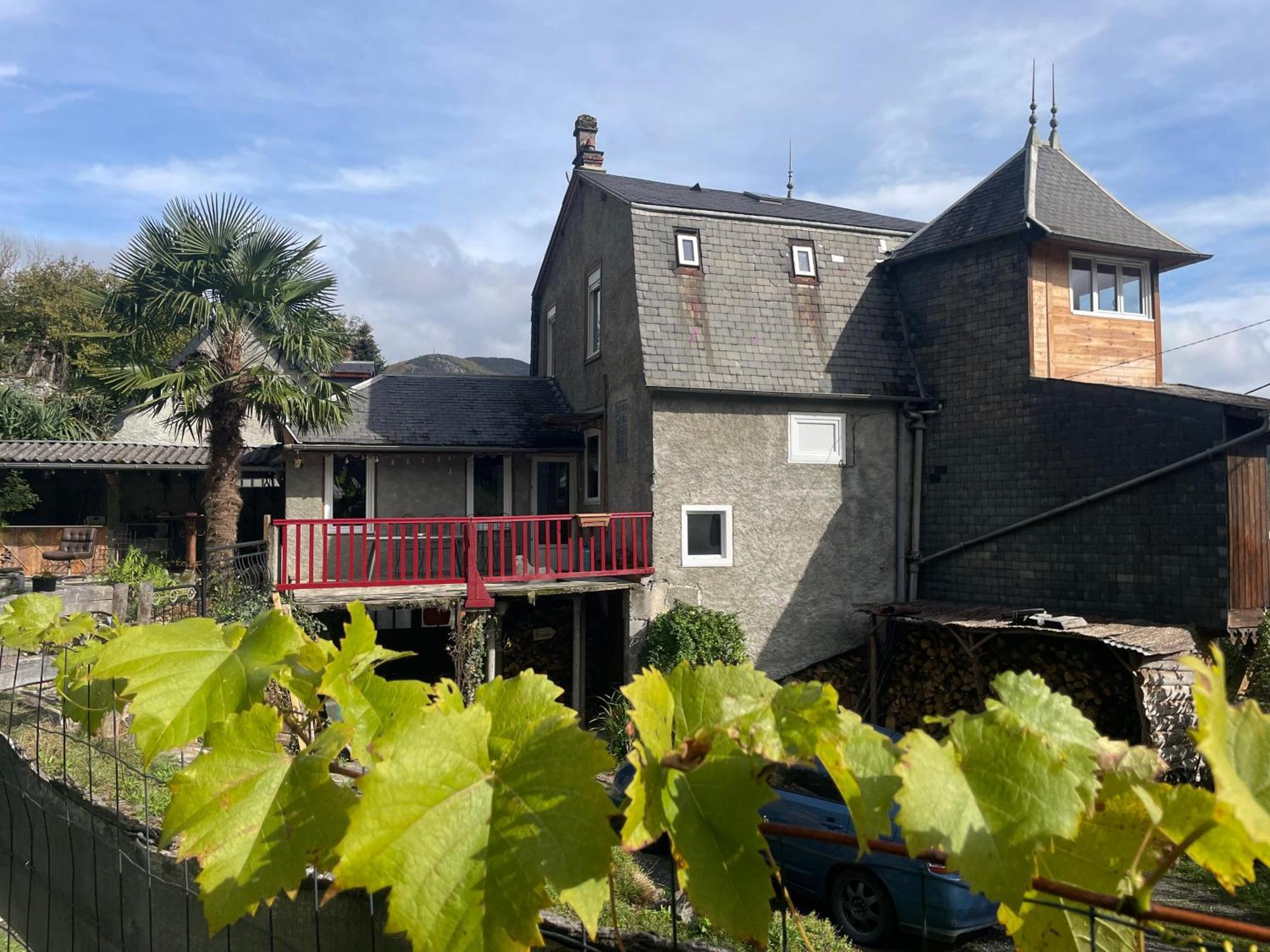 La Auarje: Appartement Avec Jardin & Terrasse Cierp Eksteriør bilde